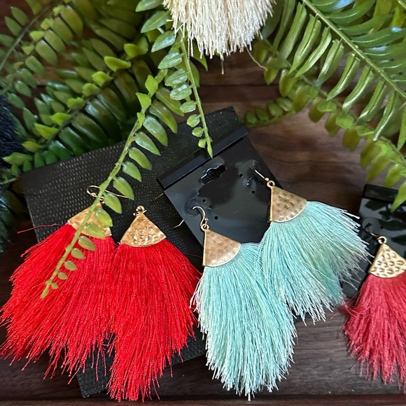 Bundle of 7 Tassel Earrings + one surprise pair FREE - Picture 5 of 9